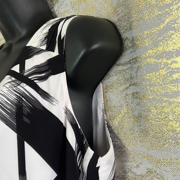 Windsmoor Women’s White/Black Abstract 100% Silk Print Maxi Dress - Picture 6 of 17
